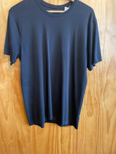 Load image into Gallery viewer, Lululemon Black Women's Short Sleeve Shirt
