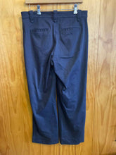 Load image into Gallery viewer, Size 8 Faherty Navy Women's Pants
