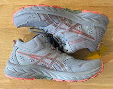 Load image into Gallery viewer, Shoe Size 9.5 Asics Grey Trail Running Shoes
