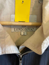 Load image into Gallery viewer, Size S London Fog Men's Light Jacket
