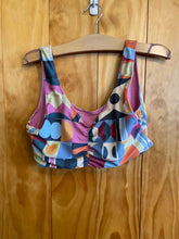 Load image into Gallery viewer, Women Size Unknown Athleta Multi-Color Sports Bra
