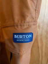 Load image into Gallery viewer, Size M Burton Men&#39;s Snow Pants
