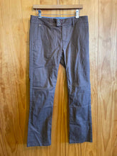 Load image into Gallery viewer, Size 8 Horny Toad Brown Women's Pants
