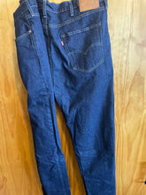 Load image into Gallery viewer, Size 46 Levi's Men's Jeans
