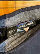 Load image into Gallery viewer, Size M Patagonia Men&#39;s Thermal Underwear
