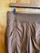 Load image into Gallery viewer, Size M Prana Brown Women's Hiking Pants

