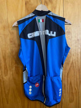 Load image into Gallery viewer, Castelli L Cycling Clothing
