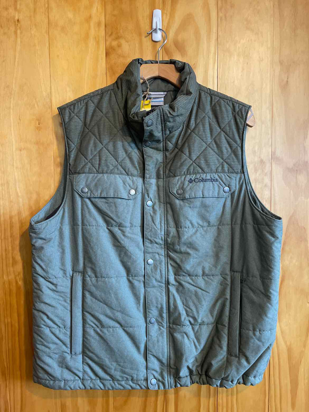 Size XL Columbia Men's Vest
