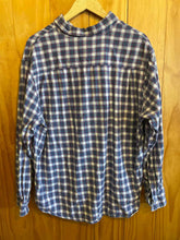 Load image into Gallery viewer, Size XXL Weatherproof Vintage White Women's Flannel
