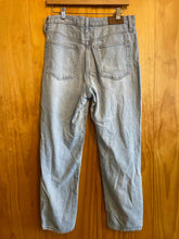Load image into Gallery viewer, Size 28 Madewell Denim Women's Jeans

