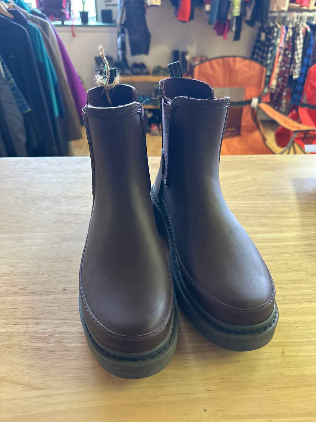 Women's Shoe Size 9 Hunter Purple Boots