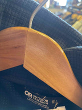 Load image into Gallery viewer, Size M Outdoor Research Navy Women&#39;s Long Sleeve Shirt
