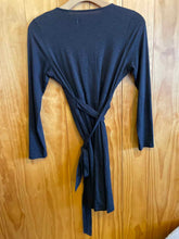 Load image into Gallery viewer, Size Medium Toad &amp; Co Black Dress
