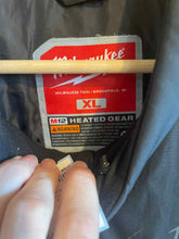 Load image into Gallery viewer, Size XL Milwaukee Men's Jacket
