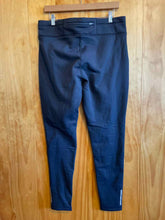 Load image into Gallery viewer, Size Large LL Bean Black Women's Pants
