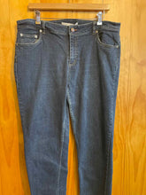 Load image into Gallery viewer, Size Large Woolrich Blue Women's Shorts
