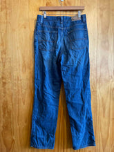 Load image into Gallery viewer, Size 31x32 LL Bean Men's Jeans
