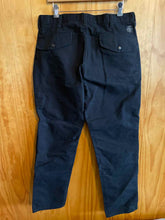 Load image into Gallery viewer, Size 34 Filson Men's Pants
