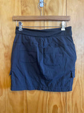 Load image into Gallery viewer, Size 2 Athleta Black Skirt
