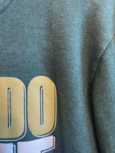 Load image into Gallery viewer, Size M Men's Sweater &amp; Sweatshirt
