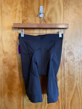 Load image into Gallery viewer, Patagonia Women's Small Cycling Clothing
