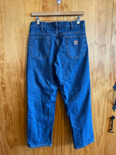 Load image into Gallery viewer, Size 34 Carhartt Men&#39;s Jeans
