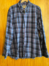 Load image into Gallery viewer, Size XL Duluth Trading Men's Flannel
