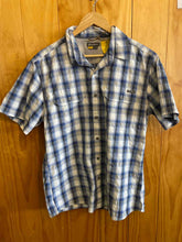 Load image into Gallery viewer, Size Large Eddie Bauer Men's Short Sleeve Shirt
