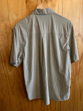 Load image into Gallery viewer, Size L Outdoor Research Men's Short Sleeve Shirt
