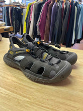 Load image into Gallery viewer, 8 Keen Men's Shoes
