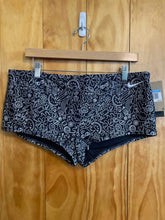Load image into Gallery viewer, Size 40 Nike Black and White Women's Swim Bottoms
