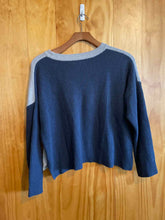 Load image into Gallery viewer, Size XL Madewell Grey Women&#39;s Sweater &amp; Sweatshirt
