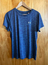 Load image into Gallery viewer, Size L Under Armour Purple Women's Short Sleeve Shirt
