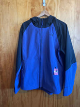 Load image into Gallery viewer, Women Size XL The North Face Purple Women's Rain Jacket
