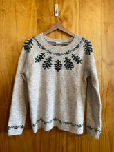 Load image into Gallery viewer, Size Petite Small Appleseed's Off White Women's Sweater &amp; Sweatshirt
