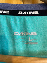 Load image into Gallery viewer, Size L Dakine Green Women's Long Sleeve Shirt
