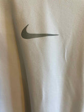 Load image into Gallery viewer, Size Small Nike White Women's Long Sleeve Shirt
