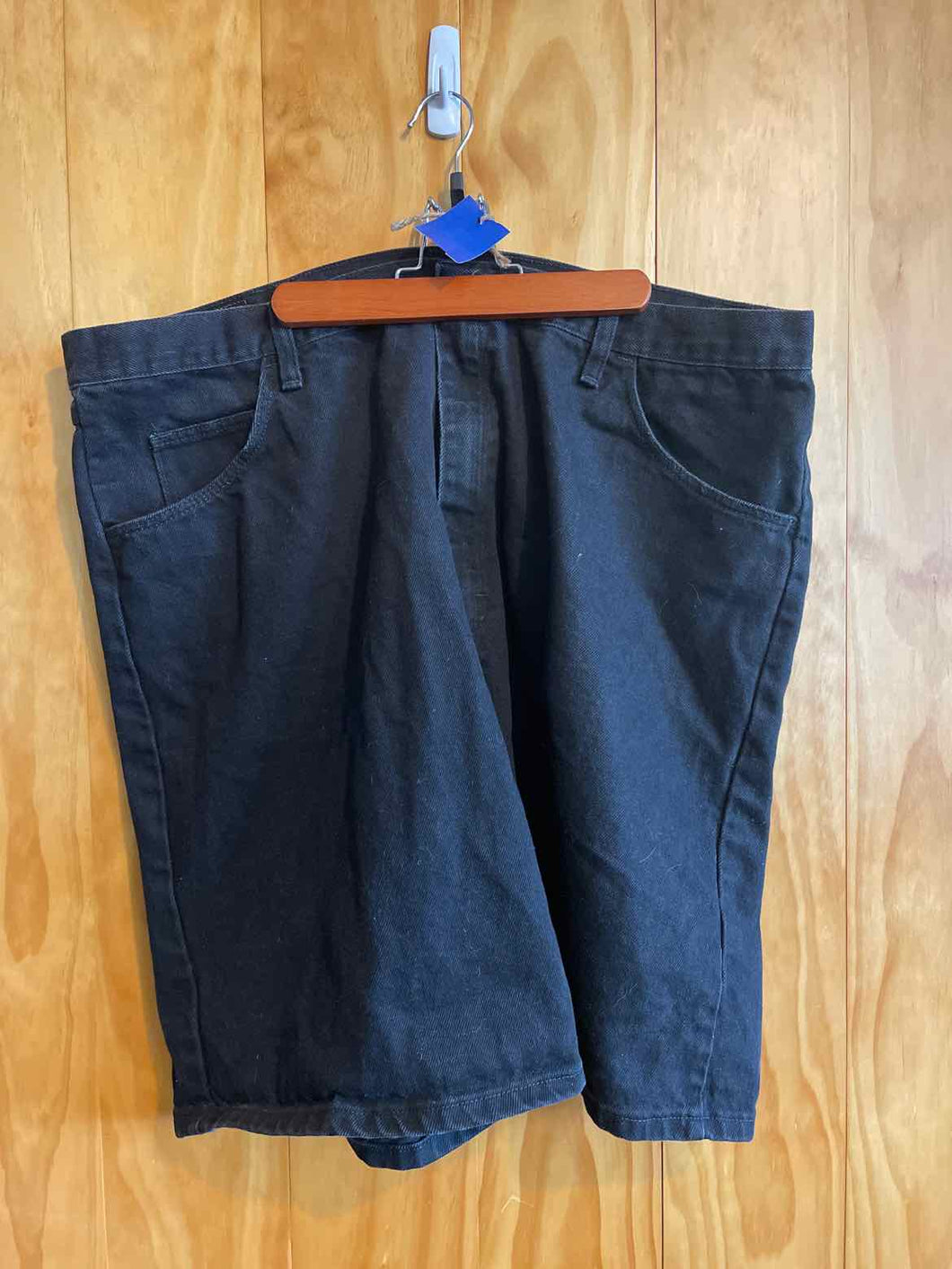 Size 42 Wrangler Men's Jeans