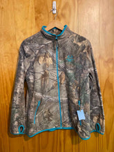 Load image into Gallery viewer, Size L RealTree Camo Women&#39;s Fleece Sweatshirt
