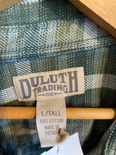 Load image into Gallery viewer, Size Large Tall Duluth Trading Men&#39;s Flannel
