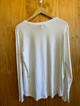 Load image into Gallery viewer, Size XL Eddie Bauer White Women&#39;s Long Sleeve Shirt
