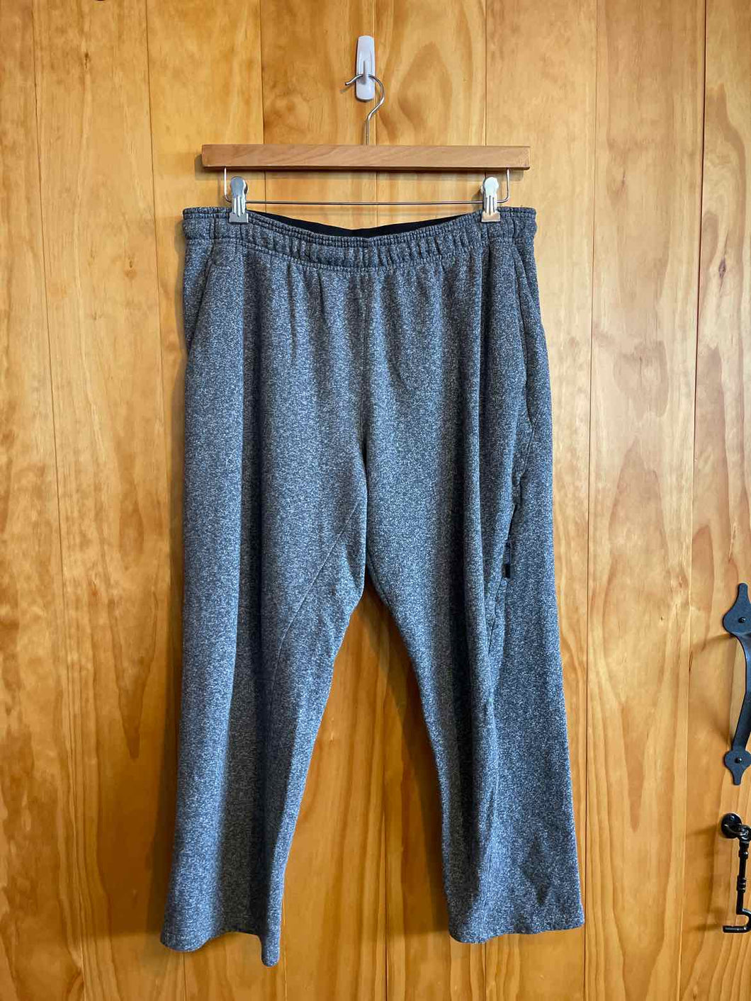 Size Large Reebok Grey Women's Sweatpants