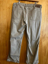 Load image into Gallery viewer, Size 38x30 Duluth Trading Men's Pants
