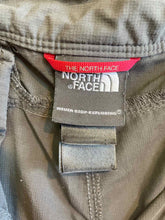 Load image into Gallery viewer, Size Large North Face Men&#39;s Shorts
