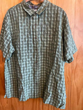 Load image into Gallery viewer, Size XL Guide Series Men's Short Sleeve Shirt
