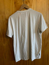 Load image into Gallery viewer, Size L mammut Men's Short Sleeve Shirt
