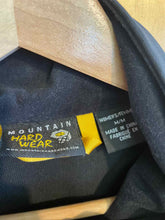 Load image into Gallery viewer, Women Size M Mountain Hardwear Black Women's Light Jacket
