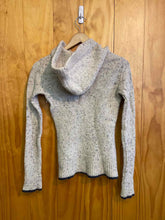 Load image into Gallery viewer, Size Small Patagonia Cream Women's Sweater &amp; Sweatshirt
