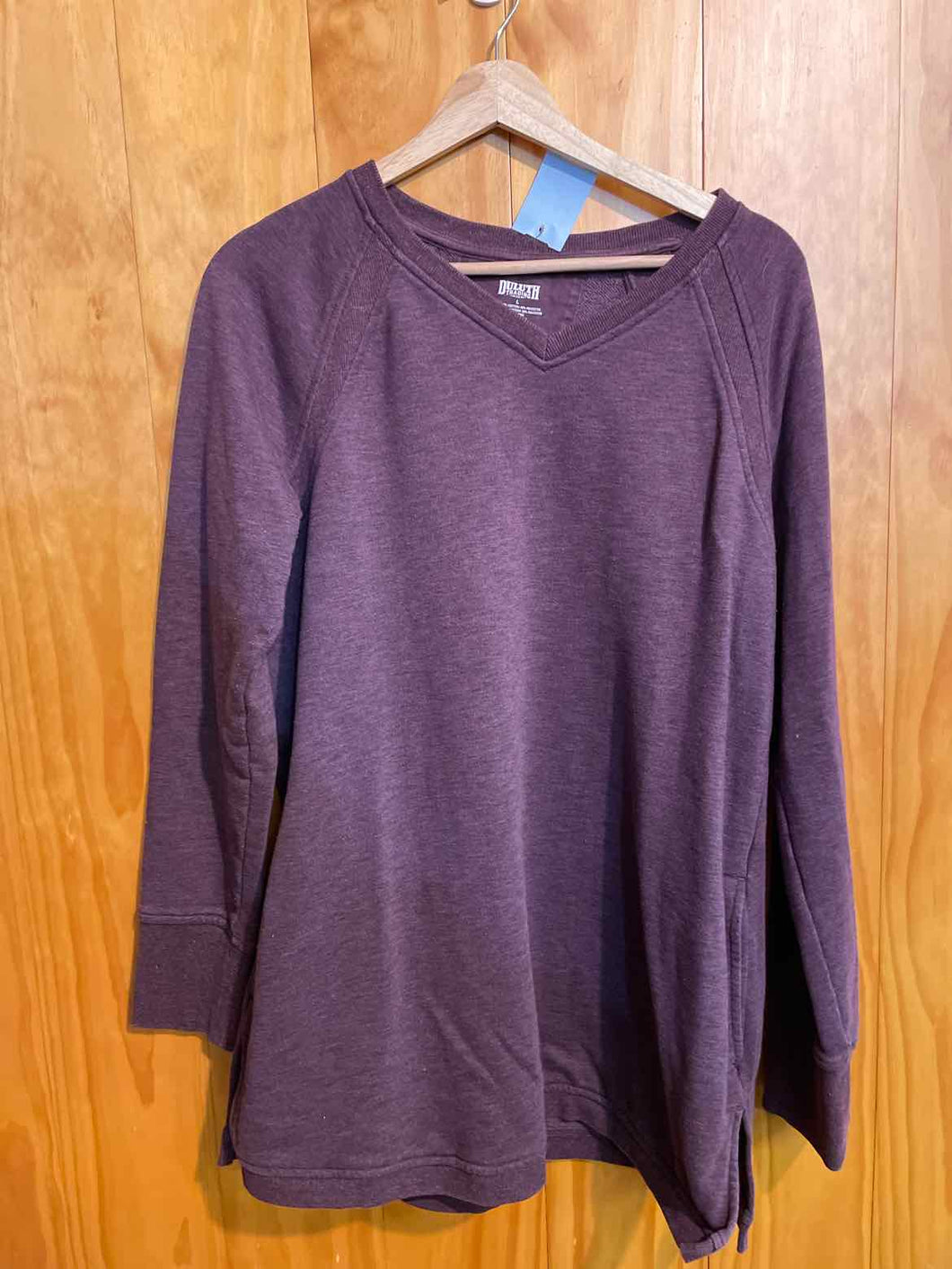 Size M Duluth Trading Co. Men's Long Sleeve Shirt