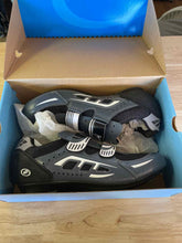 Load image into Gallery viewer, Forte 44 Cycling Shoes
